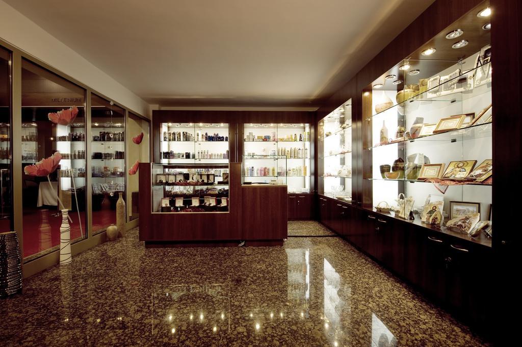 קובסנה Hotel Clermont מראה חיצוני תמונה
