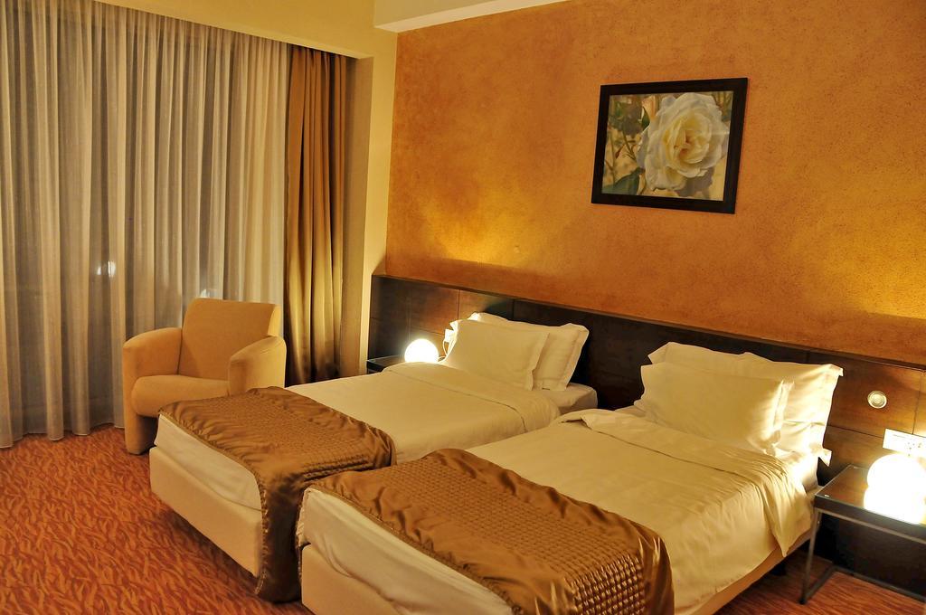 קובסנה Hotel Clermont מראה חיצוני תמונה