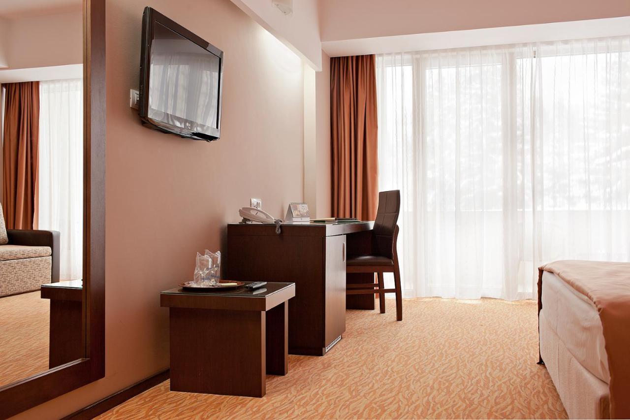קובסנה Hotel Clermont מראה חיצוני תמונה